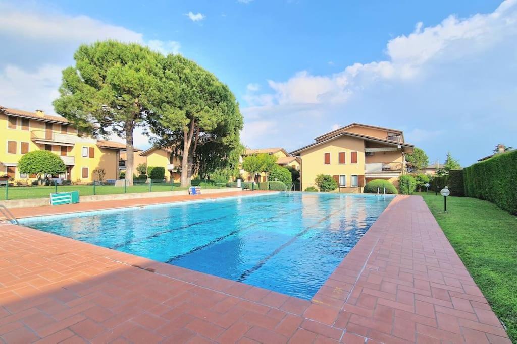 Europa Pool Apartment Bardolino Eksteriør bilde