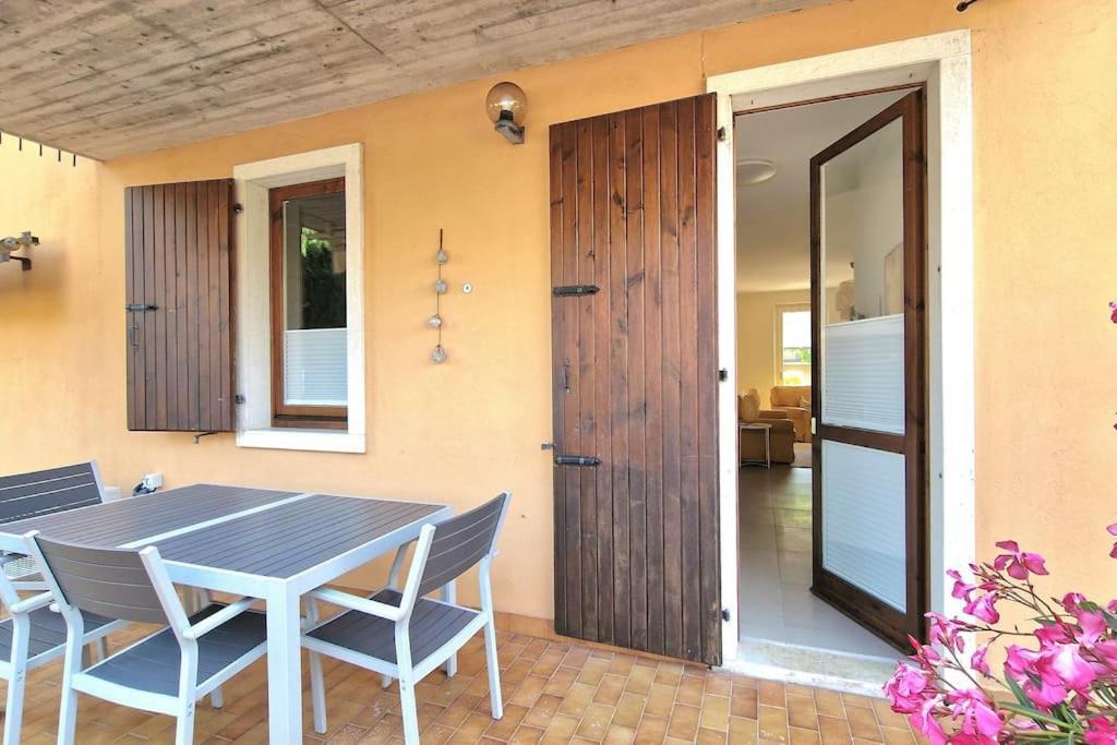 Europa Pool Apartment Bardolino Eksteriør bilde
